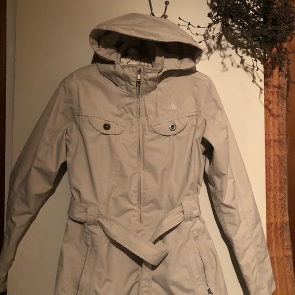 North face Rain coat - Picture 2 of 8